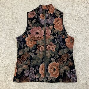3 for $30 🎁 Vintage Women’s Floral Tapestry Vest - Black, Orange, Purple